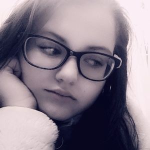 Meet your Posher, Ellie